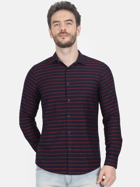

Monte Carlo Men Navy Blue & Red Regular Fit Striped Casual Shirt