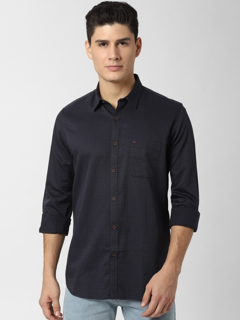 

Peter England Casuals Men Black & Navy Blue Slim Fit Self Design Casual Shirt
