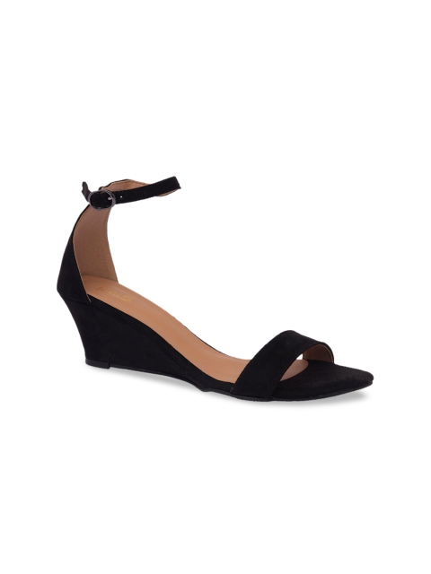 

Inc 5 Women Black Solid Wedges