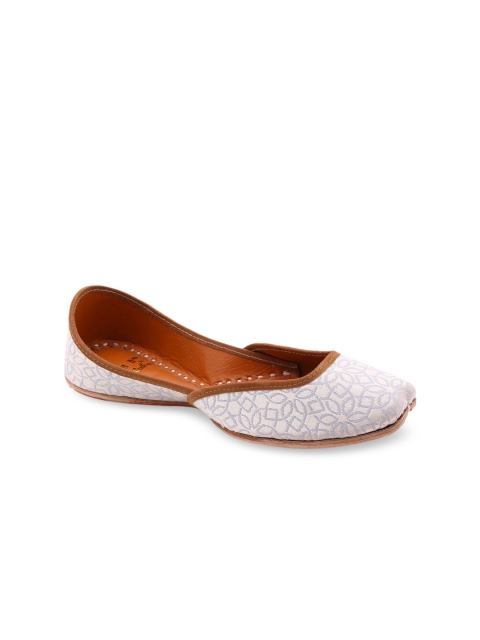

HUE Women Grey Woven Design Mojaris