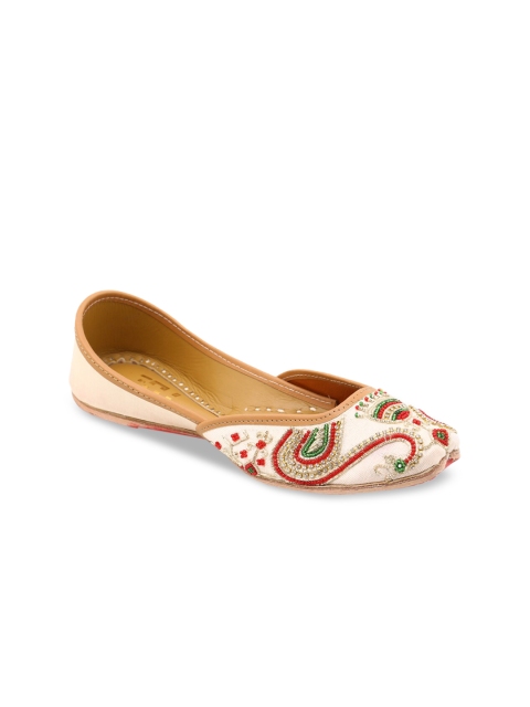 

HUE Women White Embellished Mojaris