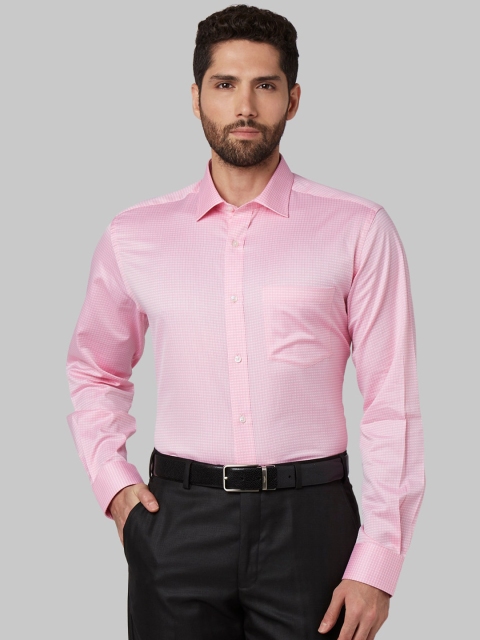 

Park Avenue Men Pink & White Regular Fit Checked Formal Shirt
