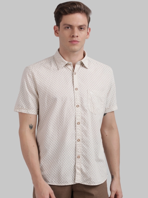 

Parx Men Beige Regular Fit Printed Casual Shirt