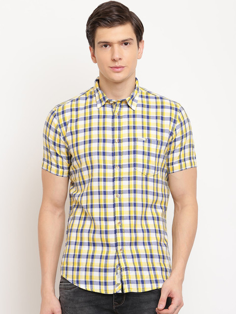 

Pepe Jeans Men Yellow Regular Fit Checked Casual Shirt