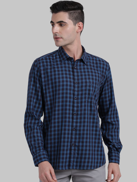 

Parx Men Blue Slim Fit Checked Casual Shirt