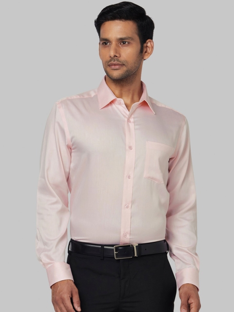 

Park Avenue Men Red Regular Fit Solid Formal Shirt