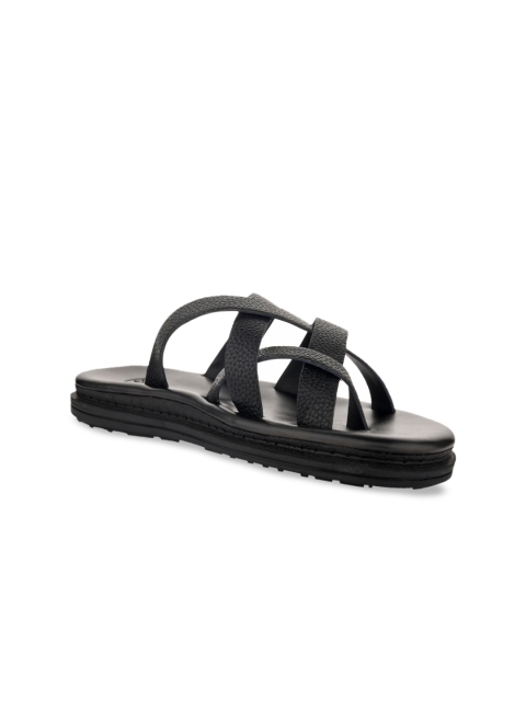 

SKO Men Black Solid Leather Comfort Sandals