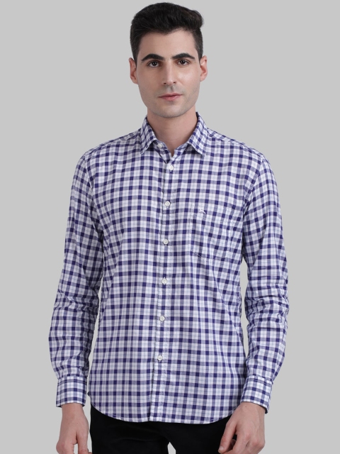 

Parx Men Blue Slim Fit Checked Casual Shirt