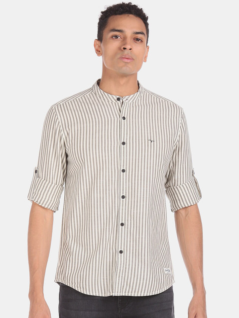 

Flying Machine Men Grey Regular Fit Striped Casual Shirt