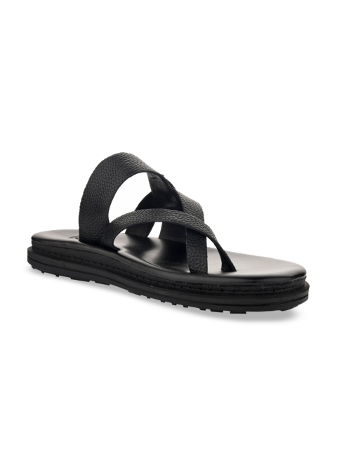 

SKO Men Black Textured Leather Comfort Sandals