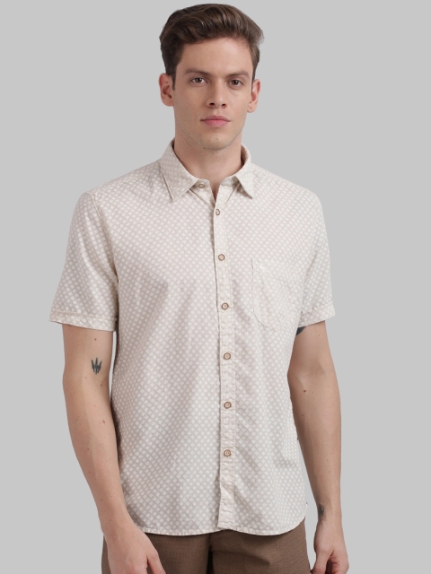 

Parx Men Beige Slim Fit Printed Casual Shirt