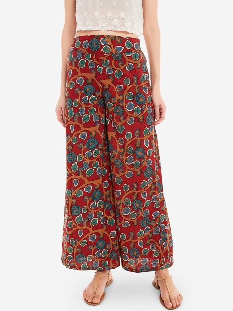 

Desi Weavess Women Red & Green Printed Flared Sustainable Palazzo