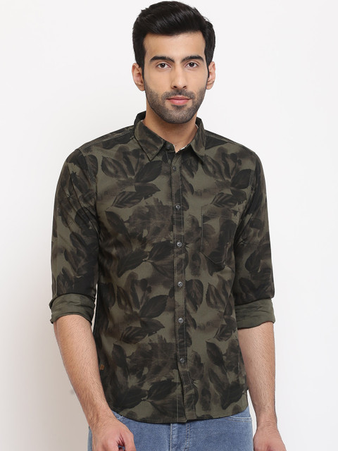 

Pepe Jeans Men Olive Green Regular Fit Printed Casual Shirt