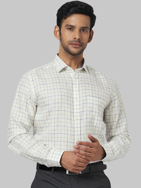 

Park Avenue Men White Regular Fit Checked Formal Shirt