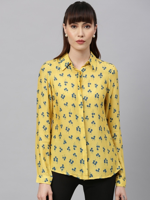

Park Avenue Woman Yellow Regular Fit Printed Casual Shirt