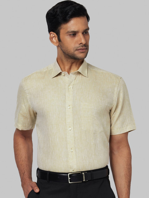 

Park Avenue Men Khaki Regular Fit Self Design Casual Shirt