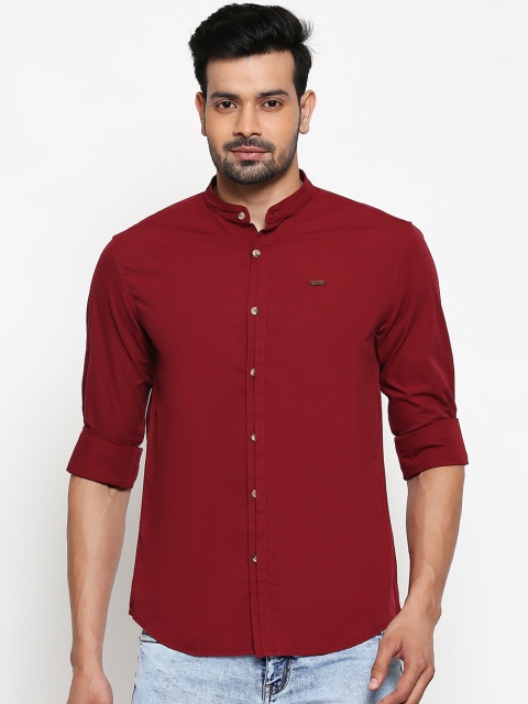 

People Men Maroon Slim Fit Solid Casual Shirt