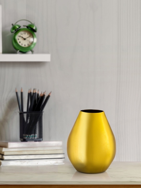 

Aapno Rajasthan Gold-Toned Solid Stainless Steel Cylindrical Flower Vase