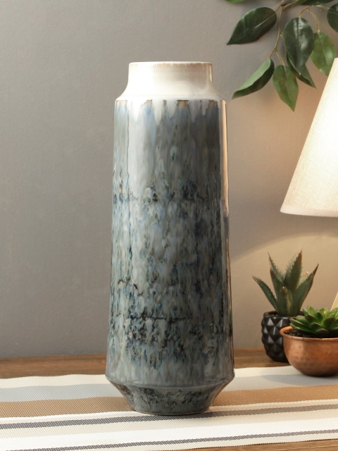 

TAYHAA Grey & Beige Handcrafted Glazed Ceramic Flower Vase