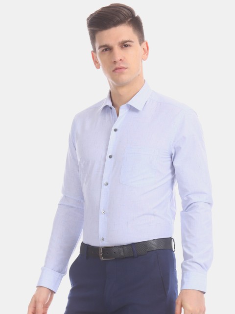 

Arrow Men Blue Slim Fit Solid Formal Shirt