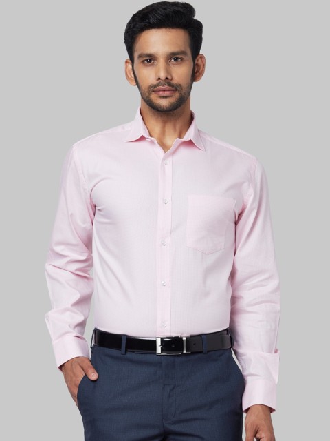 

Park Avenue Men Red Regular Fit Self Design Formal Shirt