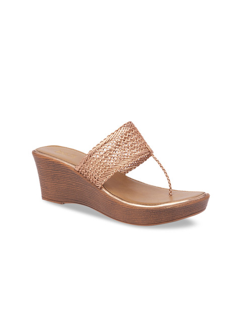 

Inc 5 Women Rose Gold Woven Design Platforms