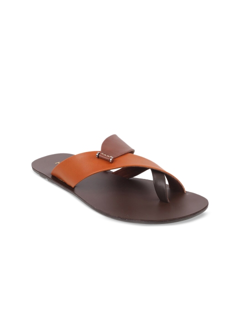 

Metro Men Brown Comfort Leather Sandals