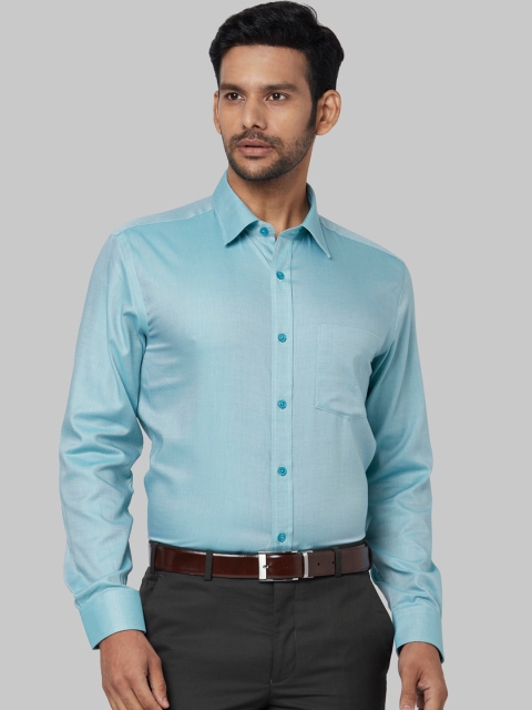 

Park Avenue Men Blue Regular Fit Solid Formal Shirt