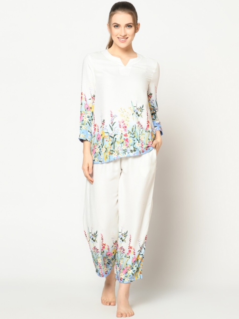 

SQew Women White & Blue Printed Night suit
