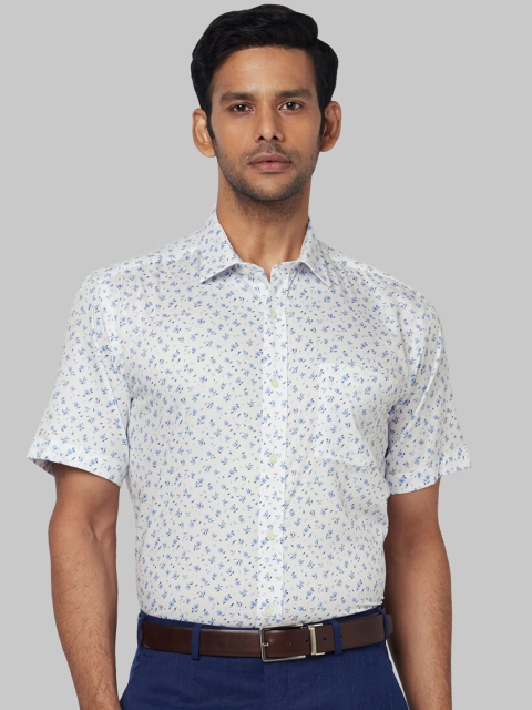 

Park Avenue Men White & Blue Regular Fit Printed Formal Shirt