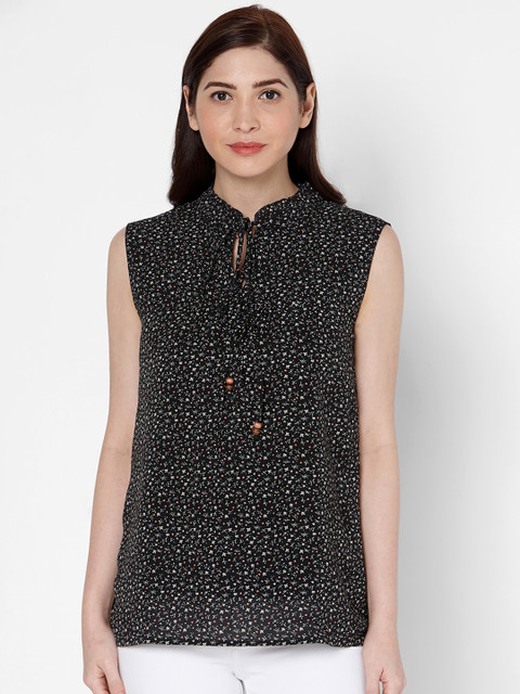 

Deal Jeans Women Navy Blue Printed Top