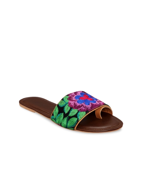 

Siendo Desi Women Multicoloured Embellished Open Toe Flats, Multi