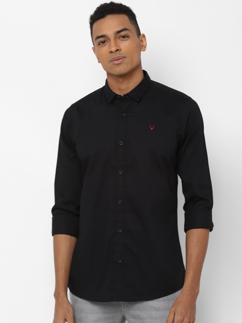 

Solly Jeans Co. Men Black Regular Fit Striped Casual Shirt
