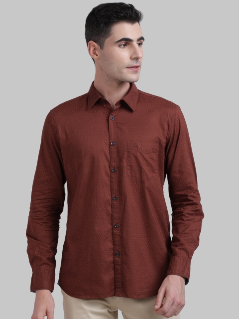 

Parx Men Maroon & Black Regular Fit Printed Casual Shirt