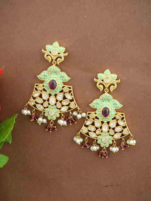 

Imittire Green Floral Drop Earrings