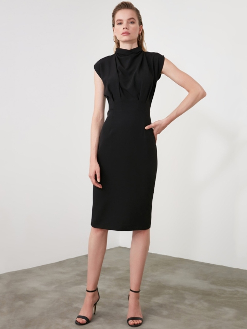 

TRENDYOL COLLECTION Women Black Solid Bodycon Dress
