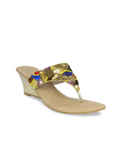 

Inc 5 Women Gold-Toned Woven Design Sandals