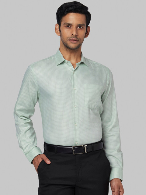 

Park Avenue Men Green & Grey Regular Fit Checked Formal Shirt