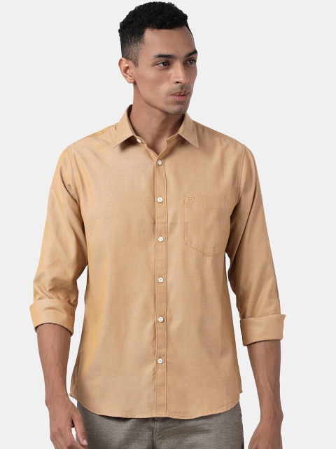 

DERBY JEANS COMMUNITY Men Beige Slim Fit Solid Casual Shirt