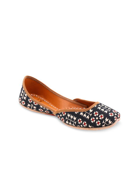 

HUE Women Black Embellished Mojaris