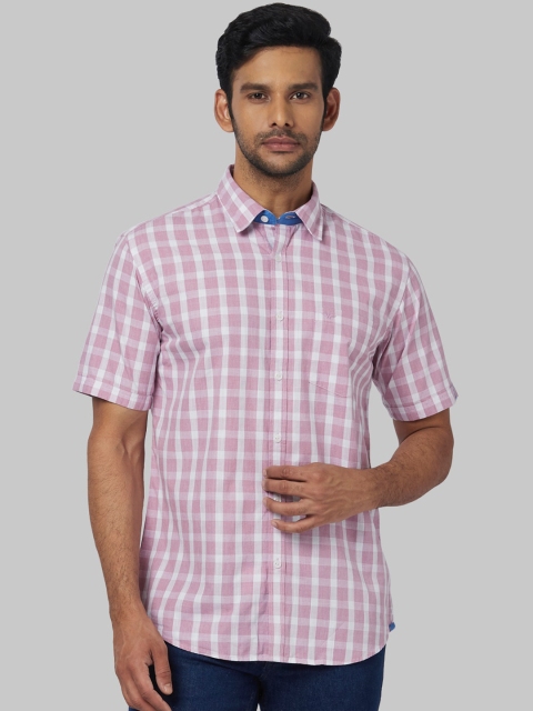 

Park Avenue Men Pink & White Regular Fit Checked Casual Shirt