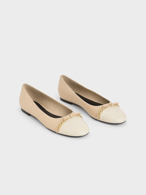 

CHARLES & KEITH Women Nude-Coloured Colourblocked PU Ballerinas