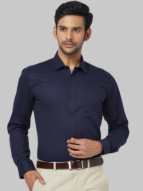 

Park Avenue Men Navy Blue Regular Fit Printed Casual Shirt