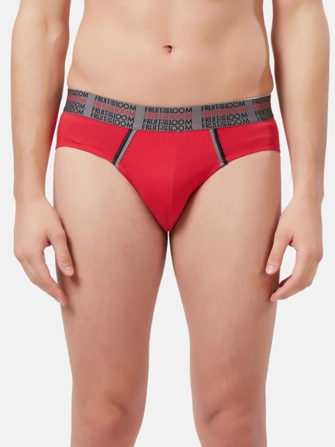 

Fruit of the loom Men Red Solid Basic Briefs MHB07-A1S3