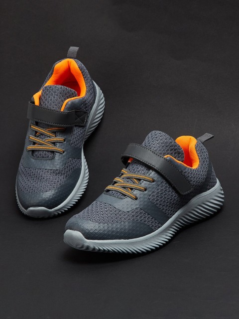 

Fame Forever by Lifestyle Boys Grey Sneakers