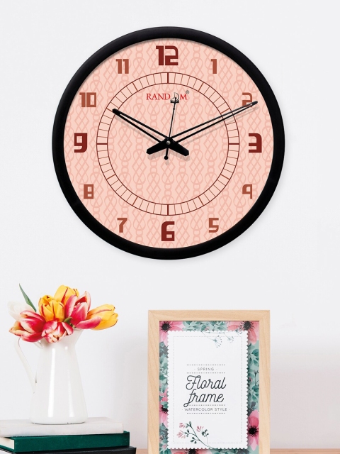 

RANDOM Cream Decorative Round Shaped Wall Clock With Glass