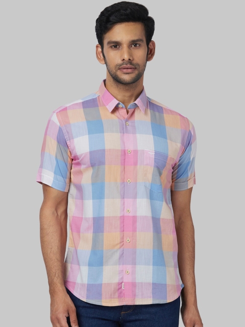

Park Avenue Men Pink & White Regular Fit Checked Casual Shirt