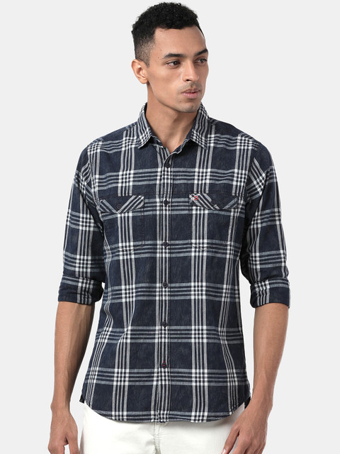

DERBY JEANS COMMUNITY Men Blue & White Slim Fit Checked Casual Shirt