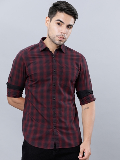 

HIGHLANDER Men Maroon & Black Slim Fit Checked Casual Shirt