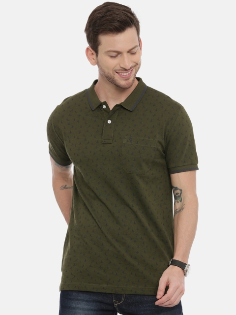 

Classic Polo Men Green Solid Polo Collar T-shirt